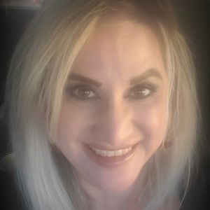 Meet your Posher, Yvonne